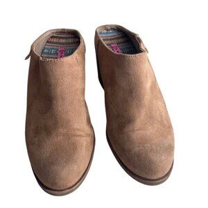 Rock & Candy by ZiGi Francie Chestnut Brown Mules Slides Faux Suede Size 9